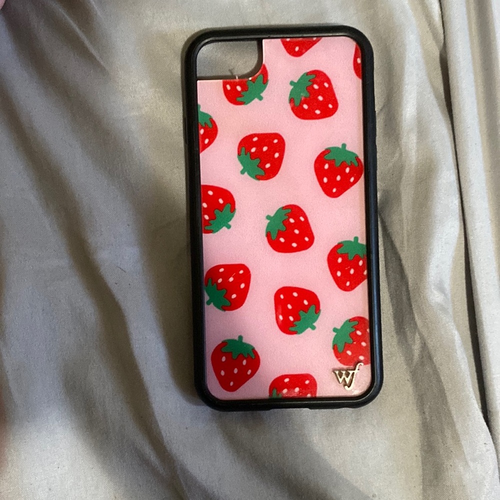 iphone 8/SE wildflower strawberry phone case.